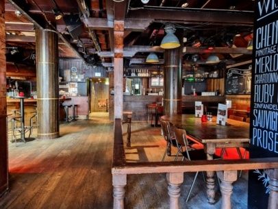 Sportsbar café 't fust in Rotterdam