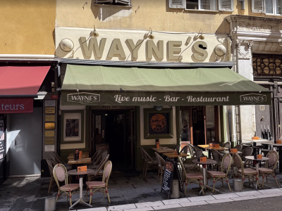 Wayne’s Sports Bar